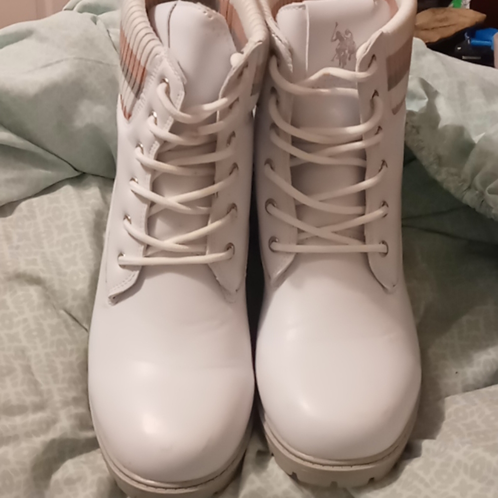 Polo boots